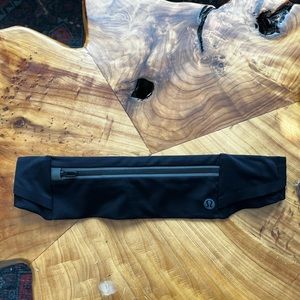 Lululemon Fast and Free Running Belt